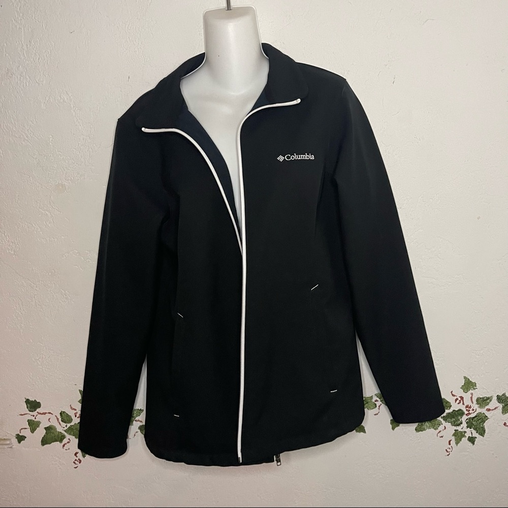 Columbia Large Jacket - Picture 2 of 16